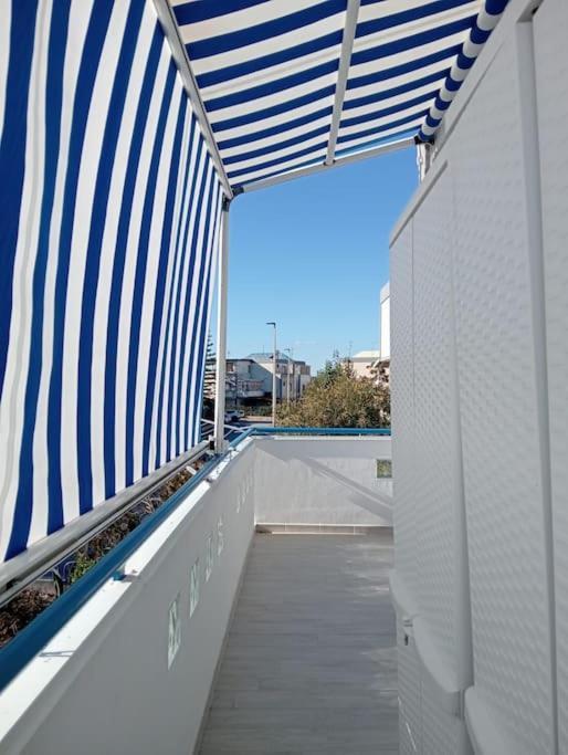 La Maison De Monique Policoro Bagian luar foto