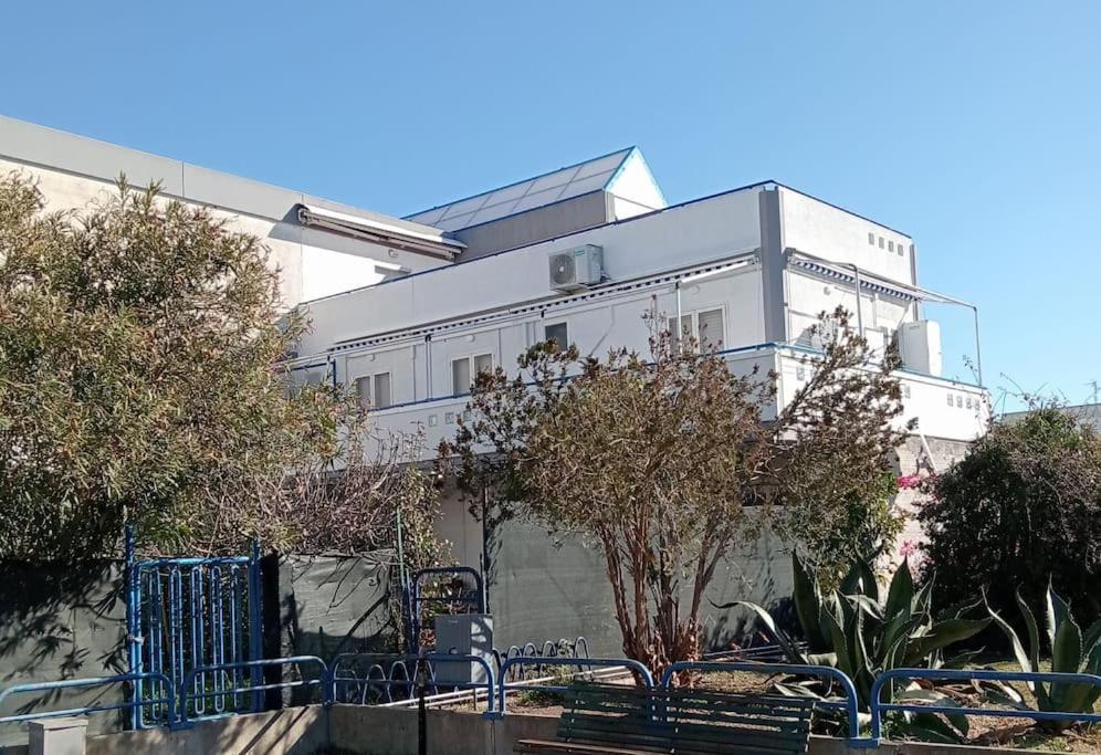 La Maison De Monique Policoro Bagian luar foto